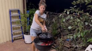 ЧЕРНОМОРСКИЕ МИДИИ В СЛИВОЧНОМ СОУСЕ И ЗАДОРНЫЕ ДЕВЧОНКИ.