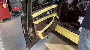 Porsche Panamera GTS как разобрать дверную карту, как снять обшивку двери