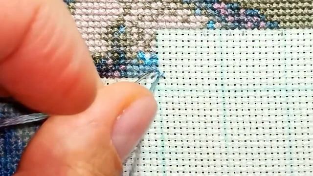 Процесс вышивки крестом?//Cross-stitch