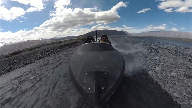 Jetboating the Rangitata смотреть онлайн