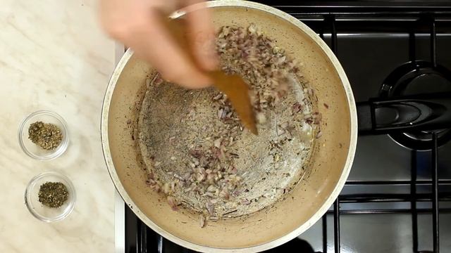Томатный соус для пиццы, спагетти, макарон. Рецепт приготовления в домашних условиях.