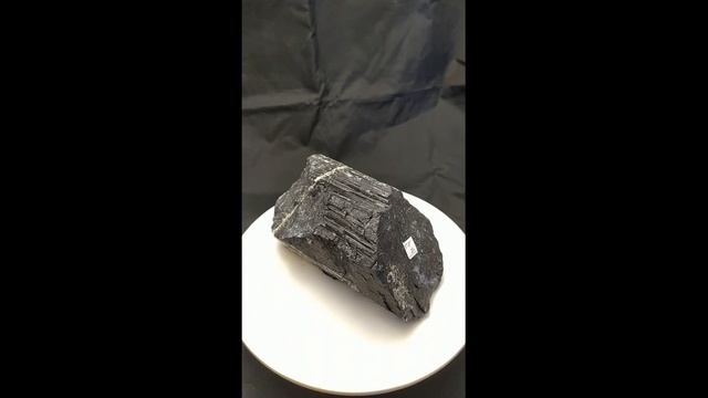 минерал Турмалин черный (Шерл) 7х13х6 см