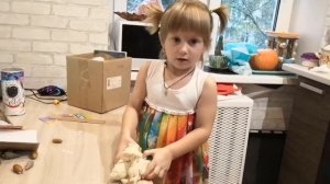 Поделка в сад. Замешиваем  соленое тесто для поделки./DIY in kindergarten.