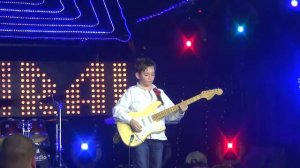 11-летний гитарист Вова Черноклинов / Vladimir Сhernoklinov. я-к Адмирал.