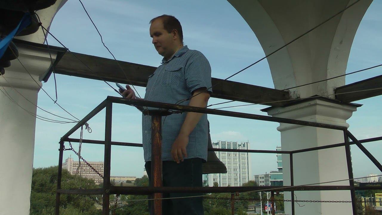 Воскресный колокольный звон  на  праздник Успения 28 08 22 смотреть онлайн