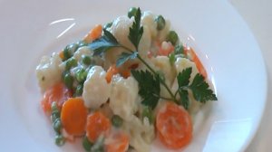 Овощи в молочном соусе видео рецепт. Книга о вкусной и здоровой пище