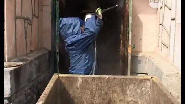 ТОЛЬКО БРЫЗГИ ГРЯЗИ ЛЕТЯТ смотреть онлайн