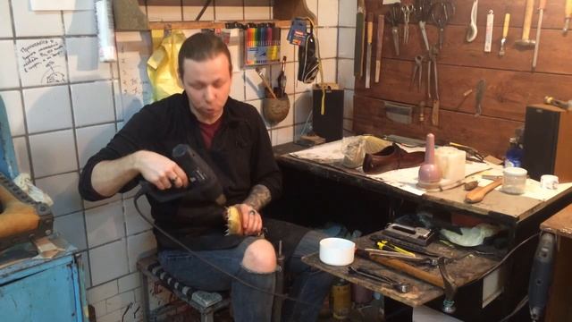 Изменяю форму носка мужских туфель (часть первая) | Мастерская обуви ручной работы смотреть онлайн