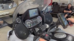 Мотоцикл БМВ - поставили монитор с мультимедиа+подсветка