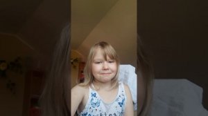 Хулиганы Всем привет Свами Холи бам подписывайтесь на него у него скоро 3 млн ещё ему 2 подписчиков