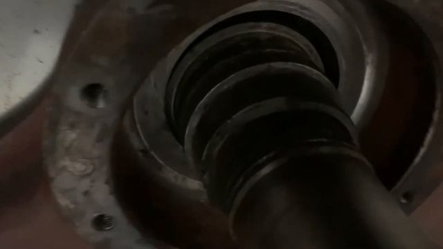 Ремонт промышленнной стиральной машины Lavamac AF 280. Замена сальников, подшипников ступицы. смотреть онлайн