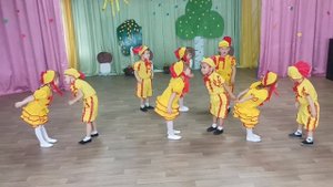 "Танец цыплят" средняя группа "Затейники"