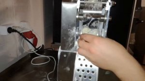 Пельменный аппарат / Dumpling maker machine Harbin Golden Happiness JGT-60 в работе/ in action