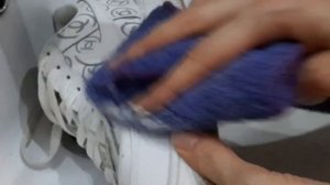 Как за 5 минут отбелить белые кроссовки, кеды. Самый лучший способ как чистить белую обувь