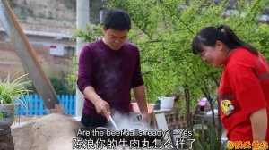 【陕北霞姐】蓉蓉想吃牛肉丸,霞姐老公做1大盆牛肉丸子烩粉汤,Q弹味鲜,配着馒头吃猛香了!