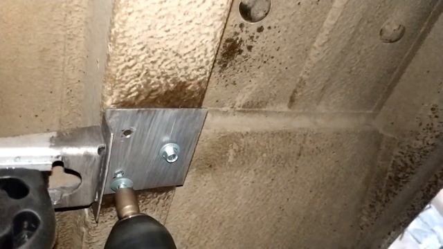 Установка глушителя под ГБО на ниву смотреть онлайн