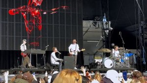 Break My Heart Again - FINNEAS - Live at Laneway Festival, Australia 10 Feb 2023.