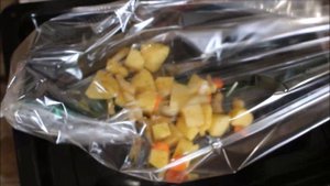 КУРИНЫЕ КРЫЛЫШКИ С КАРТОФЕЛЕМ ОВОЩАМИ В РУКАВЕ В ДУХОВКЕ, РЕЦЕПТЫ ДЛЯ ДУХОВКИ, КУРИЦА В ДУХОВКЕ В Р