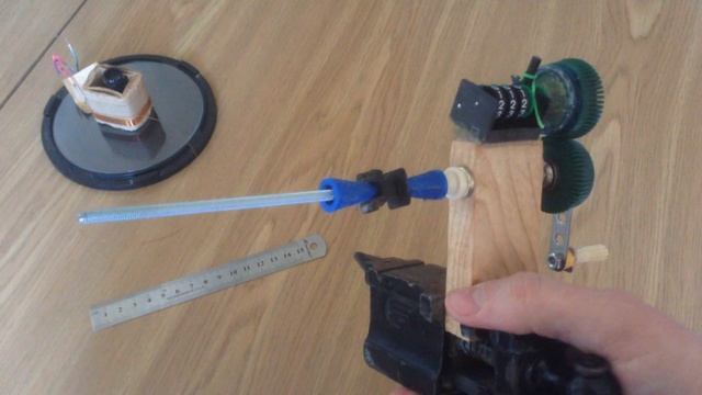 Простейший самодельный намоточный станок со счетчиком. смотреть онлайн