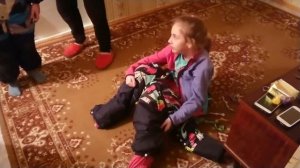 как правильно надеть комбинезон, лайфхак от Даши