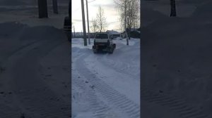 Ока на гусеницах .  Теперь с двигателем от Мерседеса!