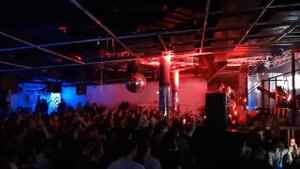 Ставь ка бабка самовар будем слушать мановар Х) Радио Тапок Белгород