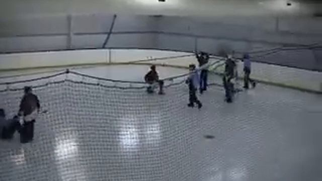 Broomball - Australian National Championships "Wild Child" смотреть онлайн