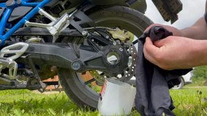 BMW R 1200 R K53 '18 — ЗАМЕНА МАСЛА В РЕДУКТОРЕ