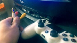 ПОДКЛЮЧАЕМ PS4 К СТАРОМУ ТЕЛЕВИЗОРУ КОЛОКОЛЬЧИКИ?♂️