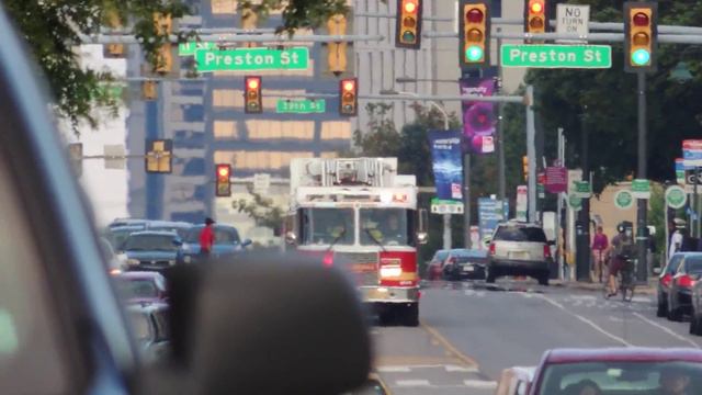 Outsider | Philadelphia FD Battalion 11 + Ladder Tower 6 Responding смотреть онлайн