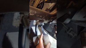 Замена фильтра салона Volvo v50