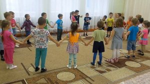 Русская народная хороводная игра "Заря-Заряница" в детском саду