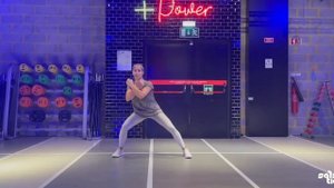 LAST TIME - SALSATION ®️ DYNAMIC WARM-UP by PAULA FERREIRA (SALSATION ELITE INSTRUTOR)