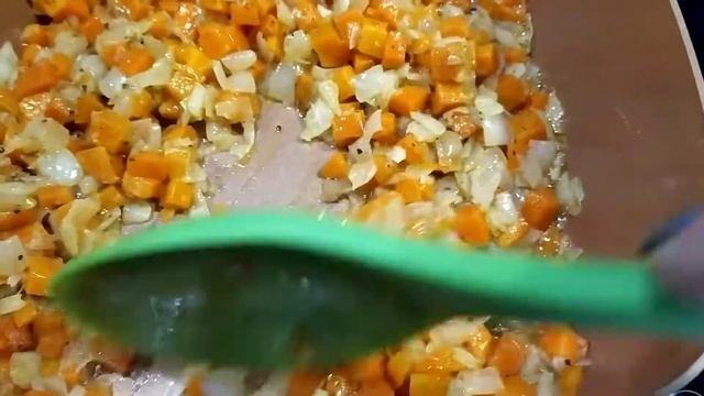 Новая сковородка из рекламы в соцсетях смотреть онлайн