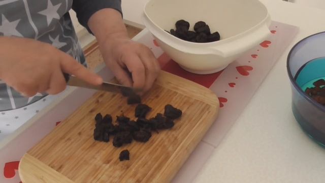 Рулет с тыквой и Булочки с сухофруктами.