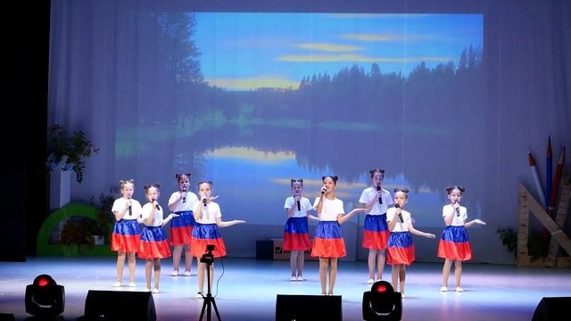 Праздничный концерт ко Дню учителя в ДК "Угольщиков"