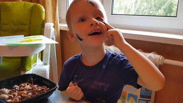 Осенний DIY с детьми. ПРОСТО и ВЕСЕЛО. Поделки из природных материалов. смотреть онлайн