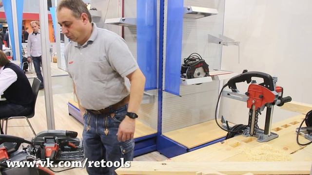 Mafell KSS400 ручная торцовочная пила с направляющей выставка mitex 2014 смотреть онлайн