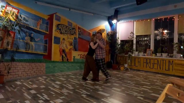 Саша и Карина Арманд на милонге El Sol. Тула, Argentum Tango смотреть онлайн