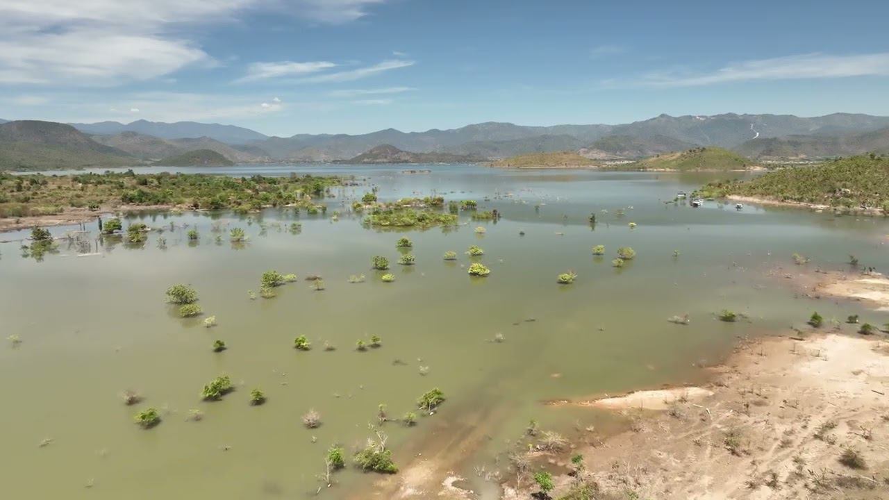 travel to vietnam Untitled 3