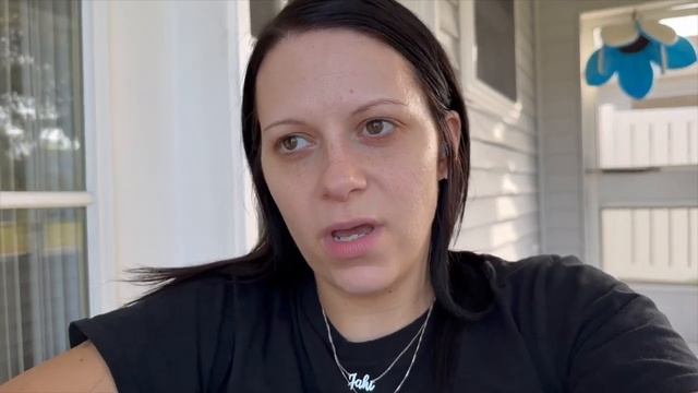 I'M BACK | and with an iPhone 14 Pro & Apple Watch review! смотреть онлайн