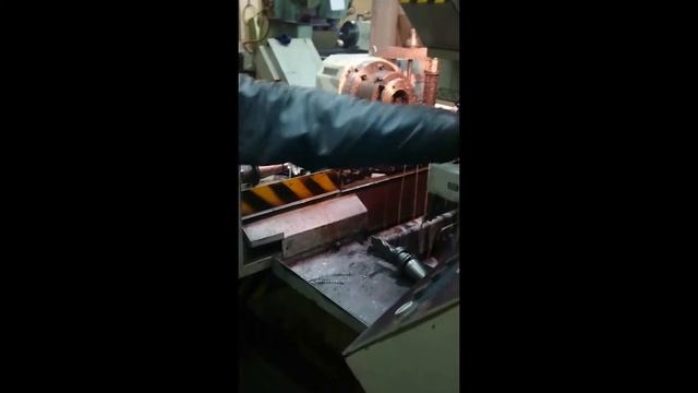 Поворотный стол Atlas SST. Сверловка фланцев. смотреть онлайн