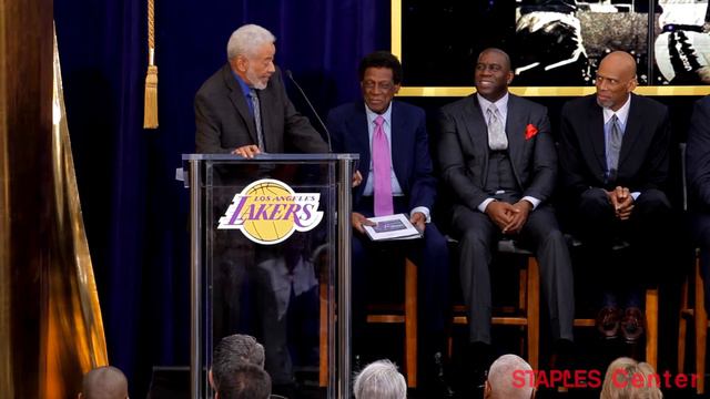 Elgin Baylor Statue Unveiling - April 6, 2018 смотреть онлайн