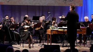 А.  Цыганков. Обр. р.н.п. "Травушка муравушка" солистка Василиса Меркушева. дирижер Александр Асаби