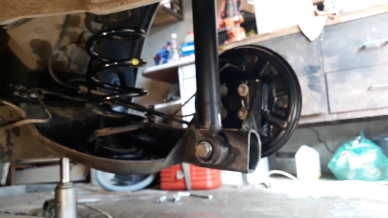 "ПРОект Веста Плутон". Осматриваем заднюю подвеску. смотреть онлайн