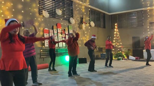 Sobha Petunia Christmas Celebration Dance смотреть онлайн