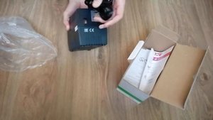 Распаковка – Стабилизатор напряжения APC LN1550-RS
