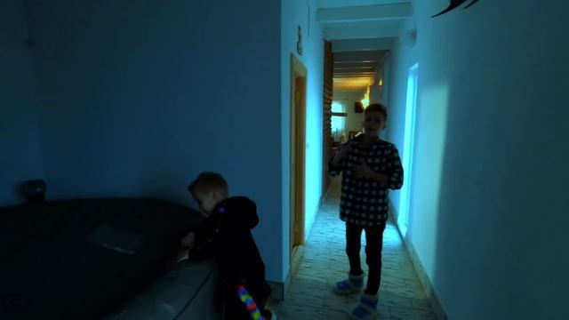 Что придумал ПАПА??? 999 км от дома...Тяжёлый ГРУЗ!!! смотреть онлайн