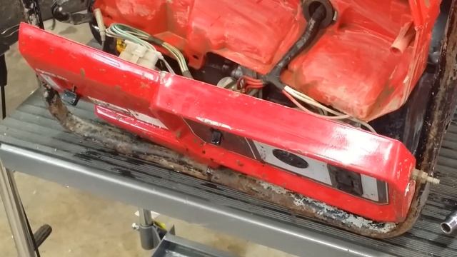 Time to finish up the EB2500 Honda Generator. Episode 2 of 2. смотреть онлайн