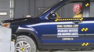 2002 Honda CR-V moderate overlap test